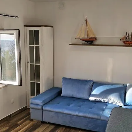 בית נופש Seaside House For Families With Children Cove Skozanje, Hvar - 4039